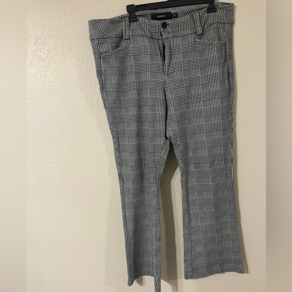 Torrid Black and White Houndstooth Pants
